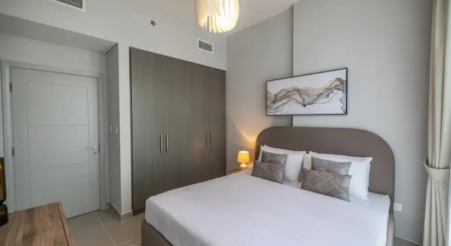 Апартаменты Executive HomesGetaway-ForteDowntown 3BR MaidsRoom