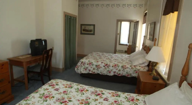 Люкс Standard Oak Valley Inn and Suites
