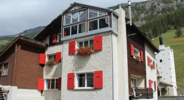Haus Dorf 7, Prenota Appartamento Hotel a Canton Vallese con parcheggio, Parcheggio