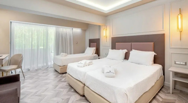 Трёхместный номер Standard с балконом Corfu Mare Boutique Hotel