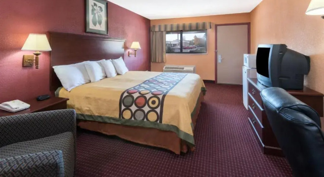 Номер Standard Super 8 Strongsville