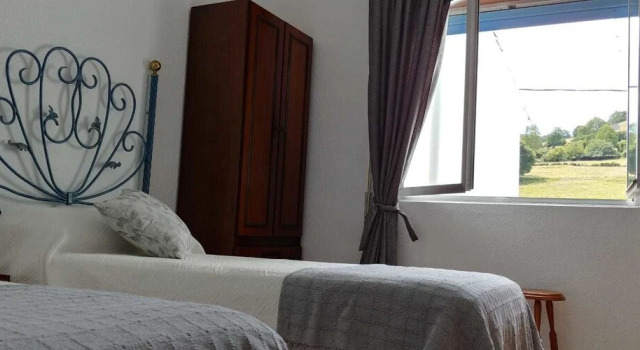 Hostal & Restaurante Miralpas, Varaa Hotelli San Vicente de Toranzo 