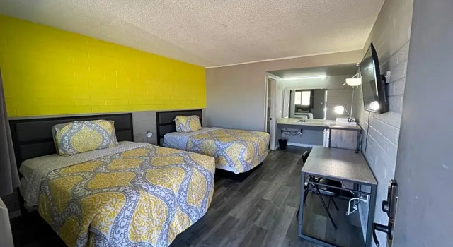 Четырёхместный номер Standard Belle Aire Motel