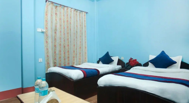 OYO 335 Hotel Nayaram
