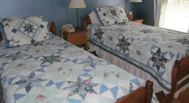 Номер Standard Trail's End Inn