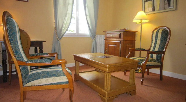 Hostellerie de la Bouriane, Book Hotel Hoteller i Lot med parkering, Parkering