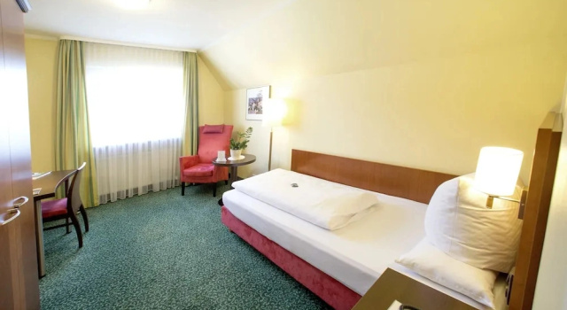 Номер Economy Hotel Weisses Lamm