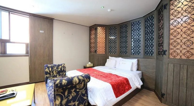 Goodstay IMT Hotel