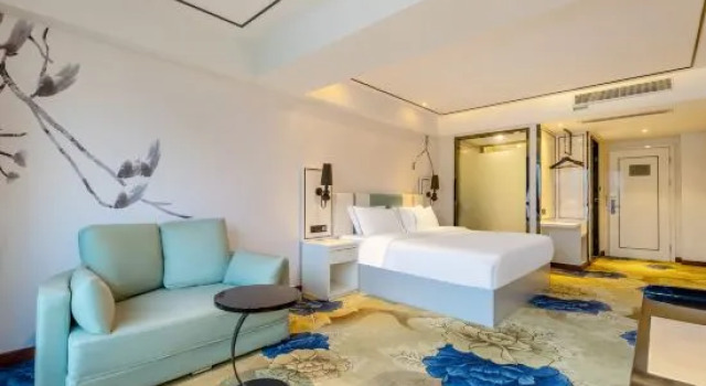 Двухместный люкс XANA LITE Hotel Shixi Metro Station