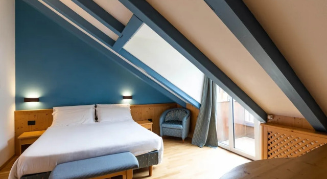 Полулюкс с балконом Hotel Medil