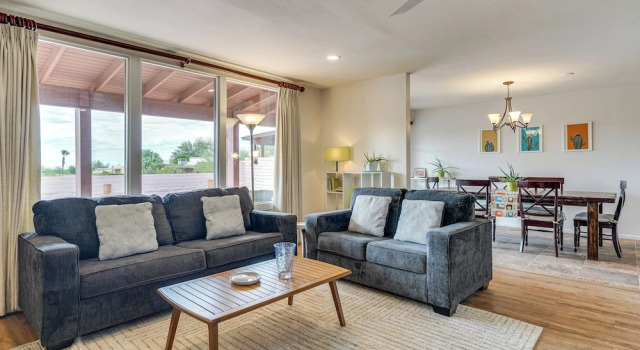 Апартаменты Mtn-view Townhome w/ Pools: 5 Mi to Sabino Canyon!