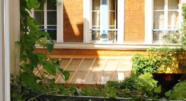 Les Patios du Marais 1, Забронировать Отель 3-й округ: Маре Париж, рядом с Станция метро Rambuteau
