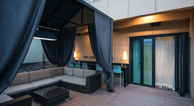 Люкс с балконом Best Louis Hamilton Hotel Changwon
