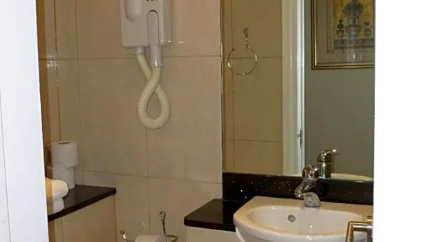Четырёхместный семейный номер Garden View Hotel
