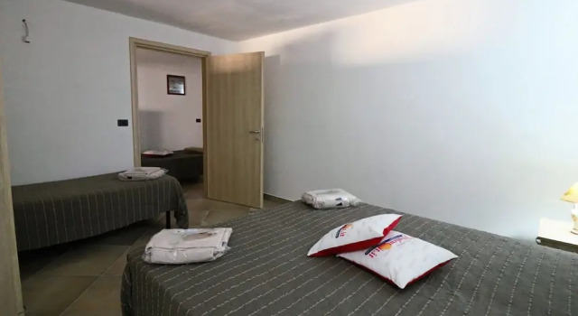 2 Bedrooms Double Cottage Residence Blues