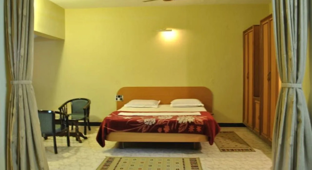 Hotel B M Shree Residency, Забронировать Отель Отели штата Карнатаки с парковкой, Парковка