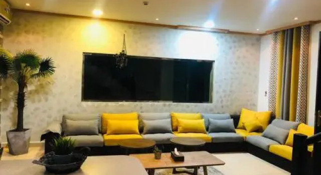 Al Dana Plaza Villas