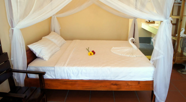 Gold Sand Beach Bungalow, Rezervovat Hotel Cua Can 