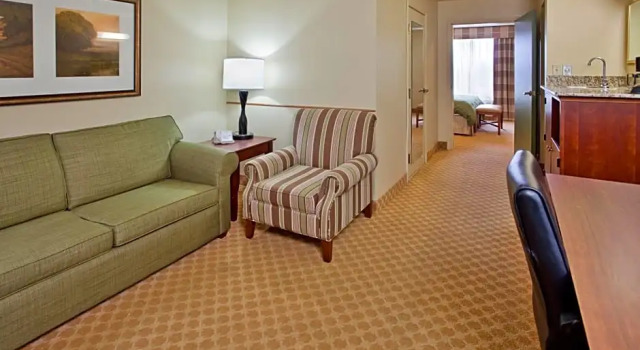 Люкс c 1 комнатой Country Inn and Suites Birch Run