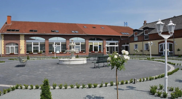 Sport- & Vital-Resort Neuer Hennings Hof, Reserva ahora Hotel Hoteles en Perleberg con piscina, Piscina