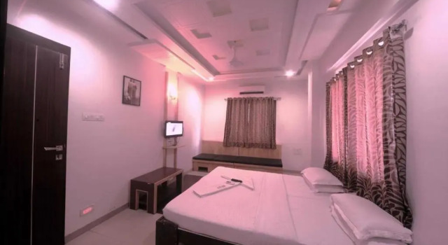 Семейный номер Standard с балконом и с красивым видом из окна Hotel Anand Heritage