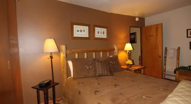 Cabin Suites, จอง โรงแรม เคนเนวิก Tri-Cities