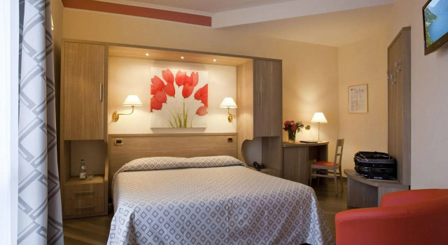 Hotel Astra, Забронировать Отель Отели Тиньяле с завтраком, Завтраки