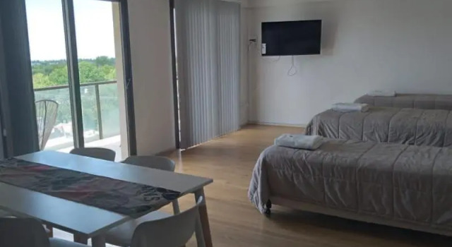 Семейный номер Standard c 1 комнатой с балконом Apart Hotel Quijote by DOT Suites
