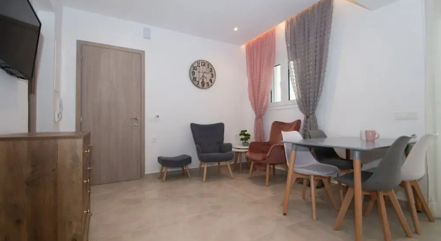 Anthi Beach Suite
