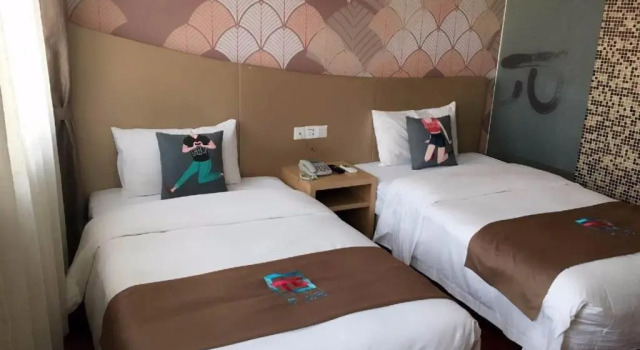 Двухместный номер Standard Pai Hotel Guanghai East Gate Bus Station