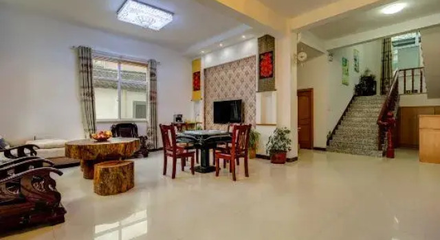 Moganshan Manshanju Inn, Prenota Hotel Huzhou Zhejiang