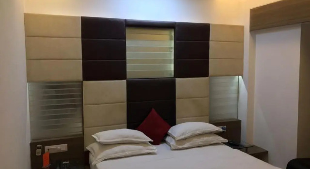 Двухместный номер Standard Pearl Hotel & Banquets