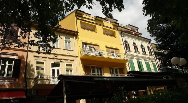 Apartments Stross