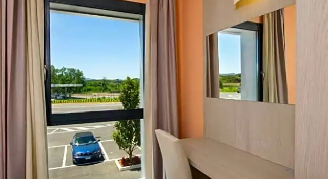 Camera Comfort Hotel Testani Colleferro