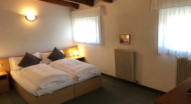Трёхместный номер Standard с балконом Hotel El Paso