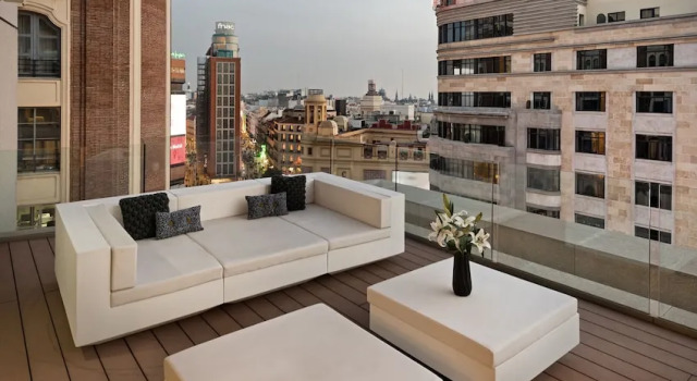 Номер Standard Дуплекс с 4 комнатами с видом на город Gran View Apartments