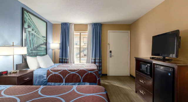 Standard Vierer Zimmer Opulent Oasis Motel