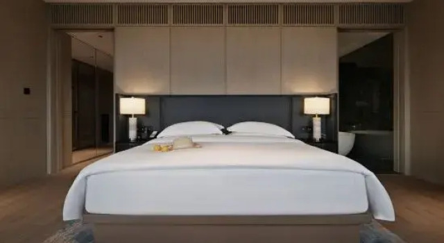 Люкс Deluxe Tongxiang Weijia Hotel (Renmin Road1581)