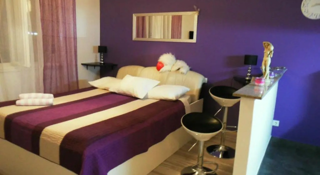 Студия Deluxe Rooms and Apartment Stambuk