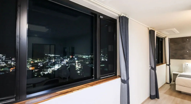 Трёхместный люкс CM Park Hotel