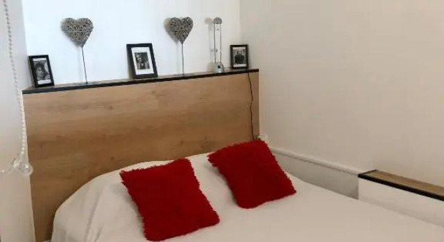 Bahia1-7-96 apt 1ere ligne mer, Забронировать Отель Отели Alt Empordà с парковкой, Парковка