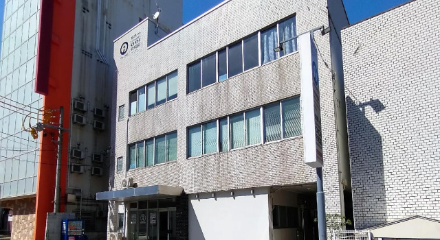 Leiwa Inn, Rezerwuj Hotel Hotele w Chugoku z parkingiem, Parking