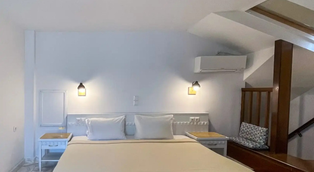 Двухместный номер Standard с видом на бассейн Dracos Hotel