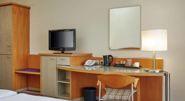 Номер Superior H+ Hotel Köln Hürth