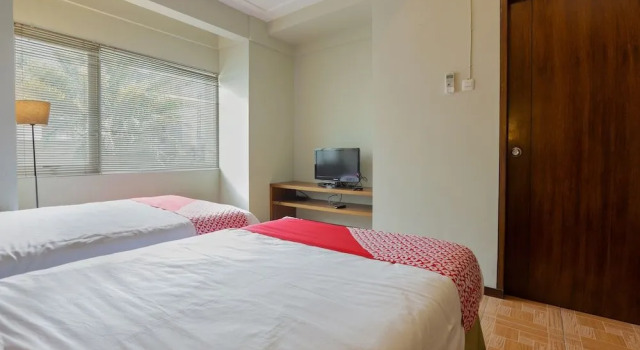 Kamar Keluarga Fatmawati, Rezerwuj Hotel Cilandak 