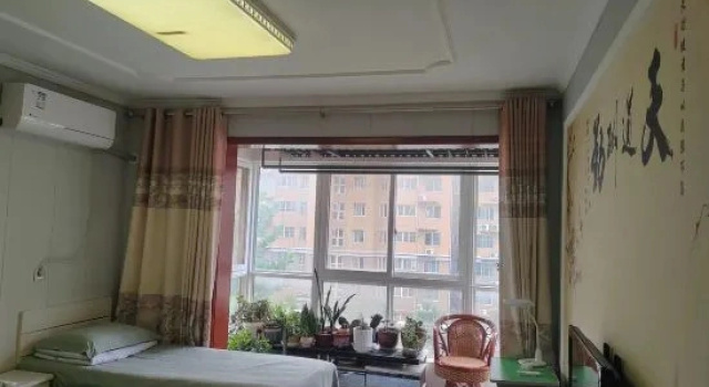 Кровать в общем номере (мужской номер) Ruiyu Homestay