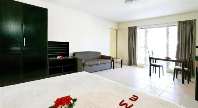 Студия с видом на сад First Landing Beach Resort & Villas