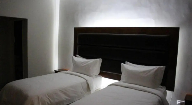 A pristine BB located in the peaceful suburb of Belvedere Harare - 2008, Book Hotel Harare Zimbabwe