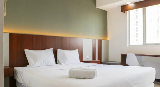 Студия Homey And Comfort Stay Studio Room Maple Park Sunter Apartment