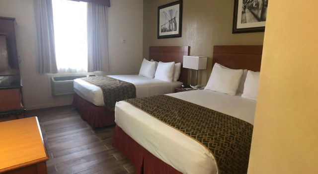 John Hotel